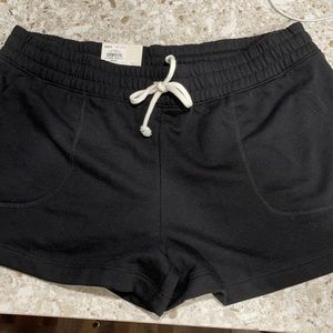 Black lounge life short